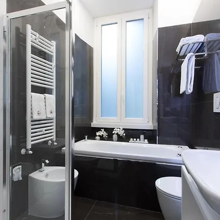 Гостевой дом Relais De L'opera Luxury 4*